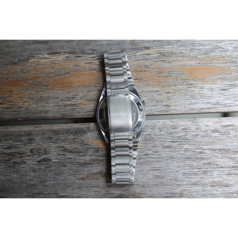 Seiko Blue and Silver Men's Watch - Picture 6 of 6